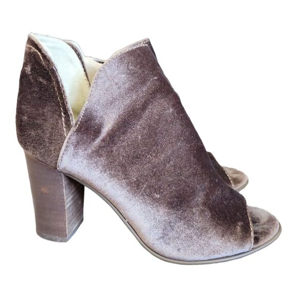 Steve Madden Kaitt Brown Velvet Peep Toe Ankle Booties Size 7.5 - Picture 4 of 6